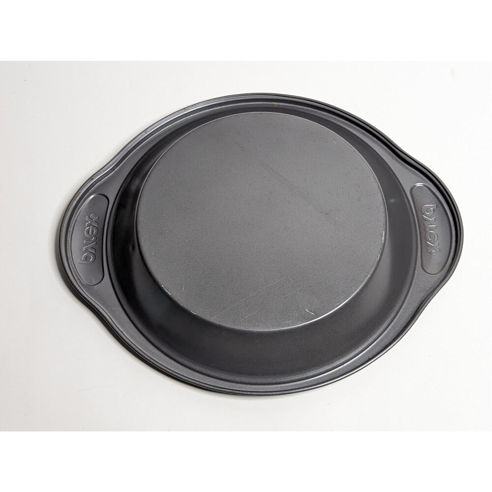 Pyrex 9 Inch Metal Baking Pan - Picture 3 of 5